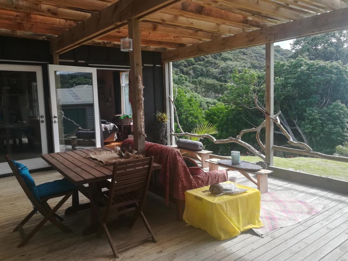 Mulberry Grove Retreat Bed & Breakfast Tryphena Ngoại thất bức ảnh