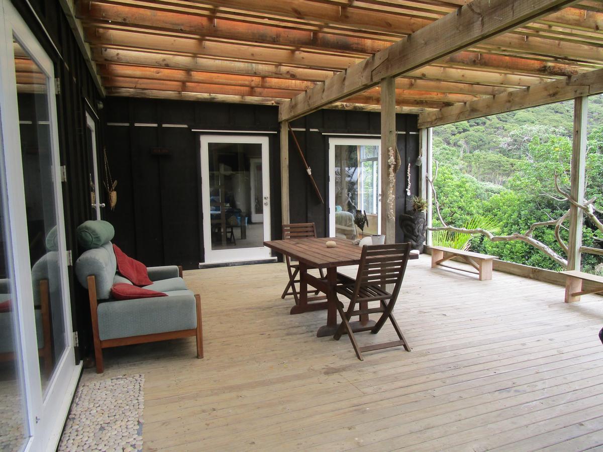 Mulberry Grove Retreat Bed & Breakfast Tryphena Ngoại thất bức ảnh